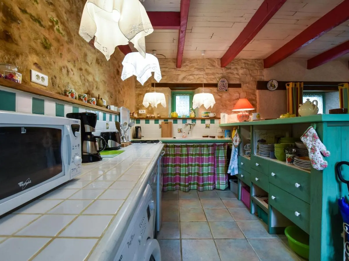 Cosy Holiday Home With Terrace Near Quimperl Coatviller 0*,